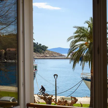 Seafront Apartment